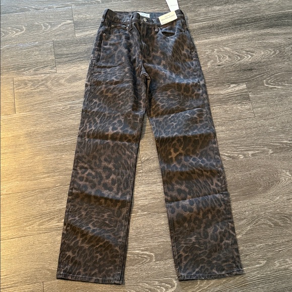 Abercrombie & Fitch Denim - Abercrombie high rise 90s relaxed jean